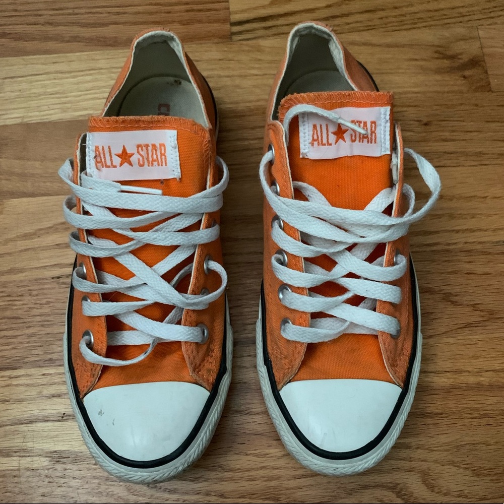 Orange converse